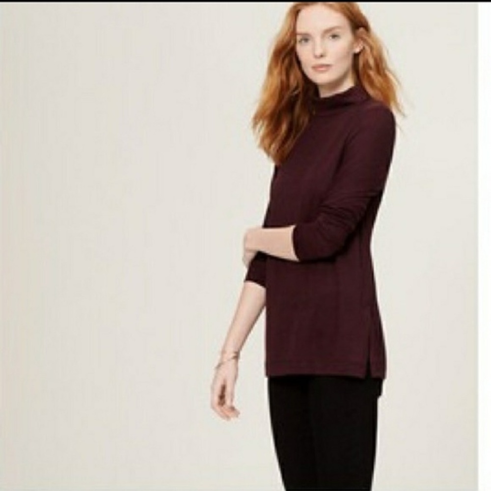 LOFT maroon lightweight turtleneck tunic